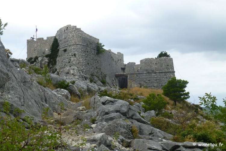 La forteresse Starigrad-Fortica
